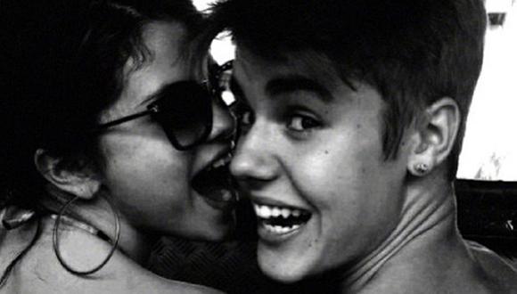 Selena Gomez y Justin Bieber años atrás cuando eran pareja. (Foto: Instagram)