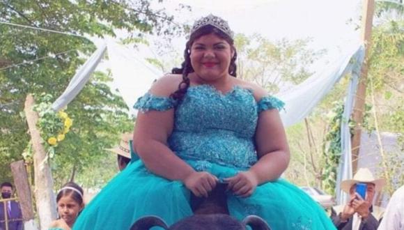 En México, una adolescente hizo su ingreso a su fiesta de quince años montando a un búfalo. Usuarios de las redes tuvieron distintas reacciones. (Foto: Facebook / Jeremi Radames).