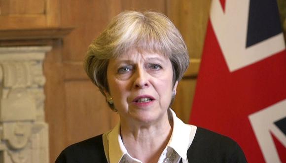 "No se trata de intervenir en una guerra civil. No se trata de un cambio de régimen" en Siria, dijo Theresa May en un comunicado. (Foto: AP)