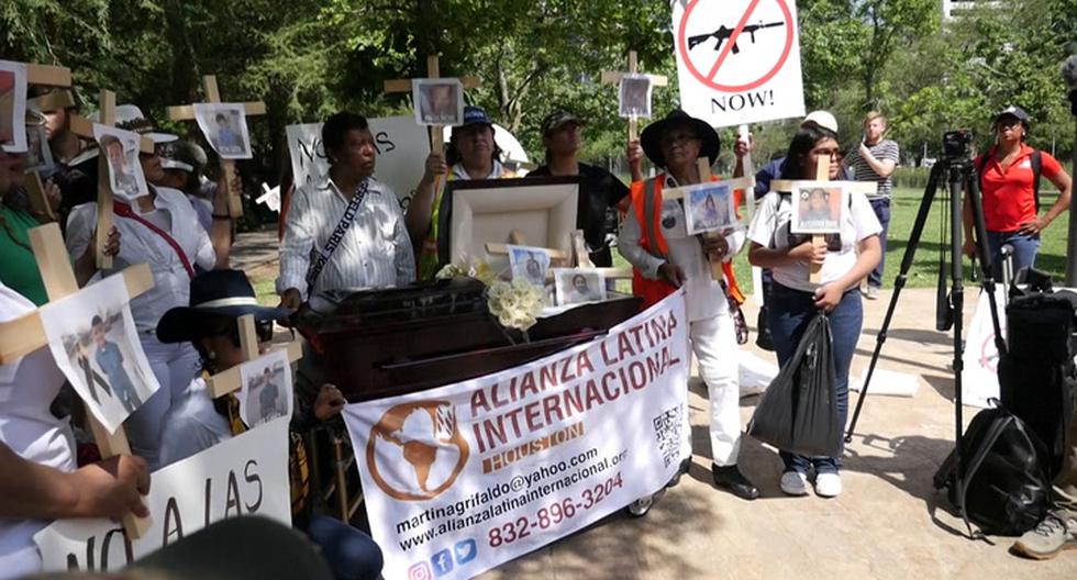 Protestan contra la Asociación Nacional del Rifle tras masacre en