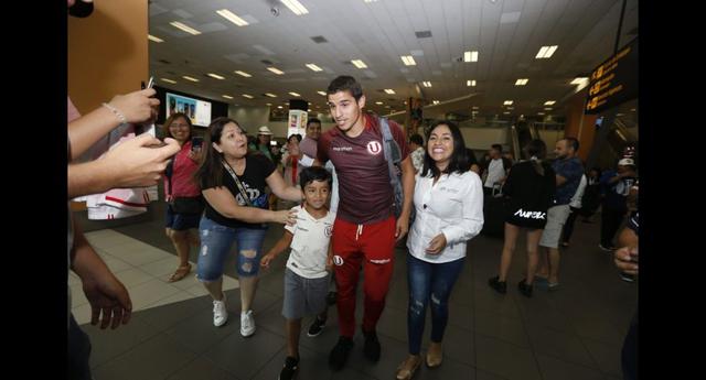Las postales de la llegada de Universitario de Deportes a Lima tras eliminación de la Copa Libertadores 2020. (Foto: Violeta Ayasta / GEC)