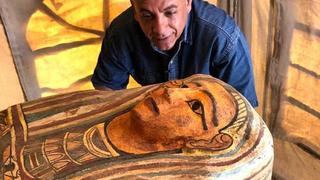 Los 27 sarcófagos enterrados hace 2.500 años que fueron descubiertos en Egipto