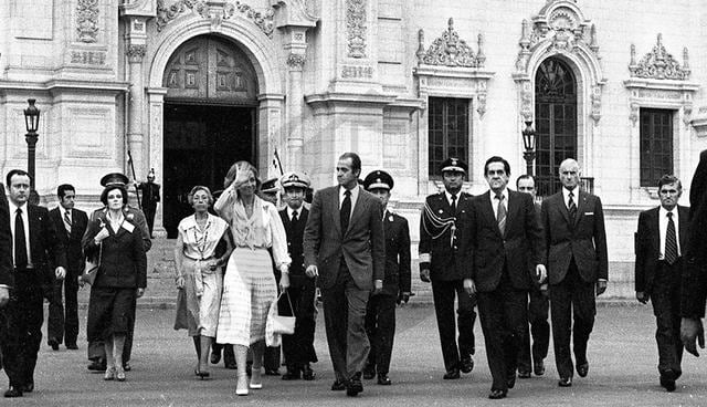 En su primer día en Lima, los Reyes de España fueron nombrados huéspedes ilustres de la capital. Ambos fueron huéspedes de Palacio de Gobierno. (Foto: Archivo Histórico El Comercio)