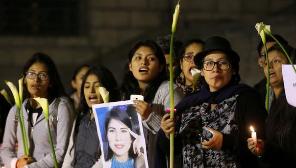 Jóvenes  protestaron frente a Palacio de Justicia por muerte de Eyvi Ágreda