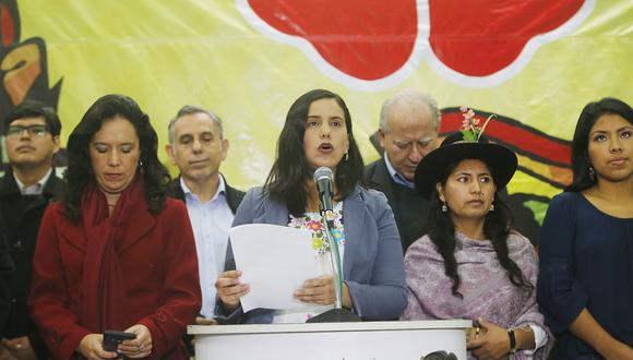 Verónika Mendoza y congresistas de Nuevo Perú respaldaron la decisión confirmada por Martín Vizcarra. (Foto: Archivo El Comercio)