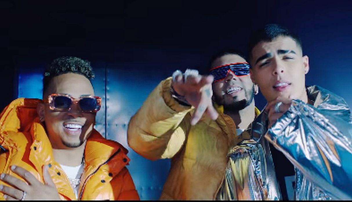 Ozuna se unió a Anuel AA para el videoclip de “Aventura”. (Foto: Captura)