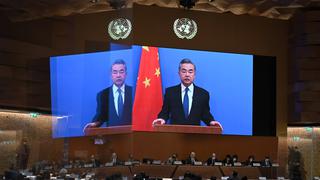 China pide negociaciones “directas” entre Rusia y Ucrania 