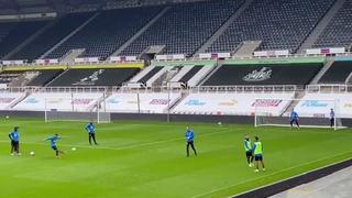 Rodrigo Vilca deslumbró con golazo en calentamiento de Newcastle United | VIDEO