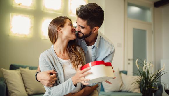 En esta nota te contamos algunos consejos para enamorar a una mujer. (Foto: iStock)