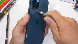 iPhone 12: así acabó el celular de Apple tras prueba de resistencia