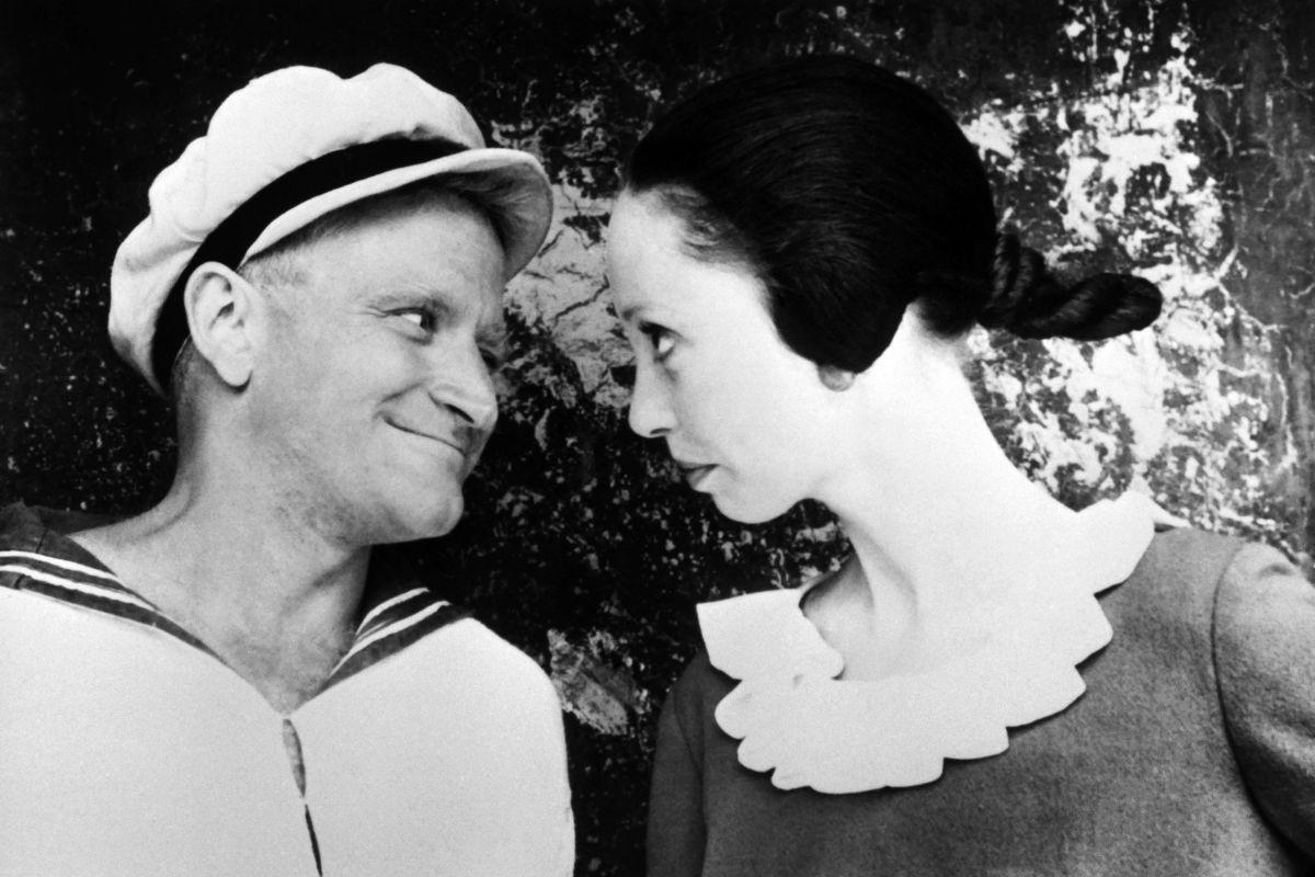 Shelley Duvall junto al actor Robin Williams en "Popeye" (1980). (Foto: AFP)