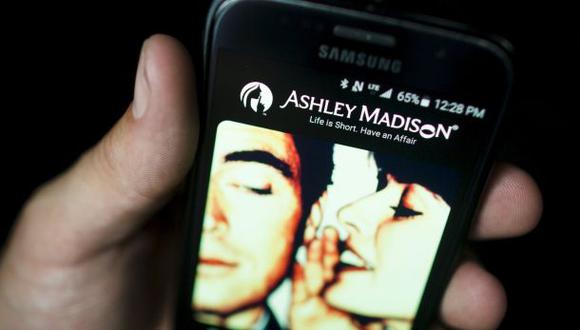 Usuarios de web para infieles Ashley Madison son extorsionados