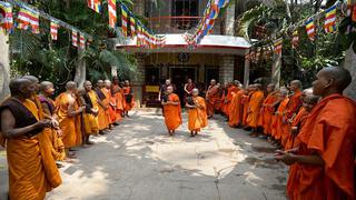 Así se celebra el nacimiento de Buda en Nepal