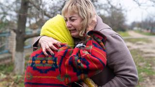 “Lágrimas de felicidad” en Pravdyne, un pueblo ucraniano liberado cerca de Kherson