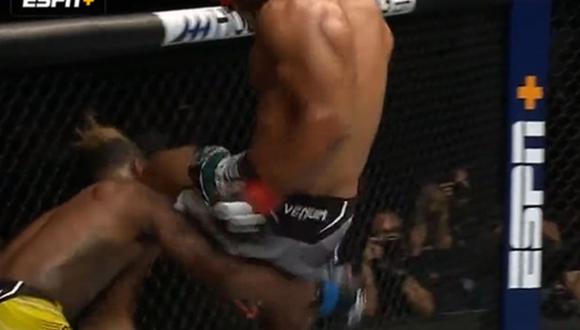 KO brutal en UFC 283: Ismael Bonfim mandó a dormir a Terrance McKinney con rodillazo a la cabeza | Foto: captura