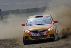 Mario Hart junto a Korina Rivadeneira gana la Copa Rally Stage ACP en la categoría S2000