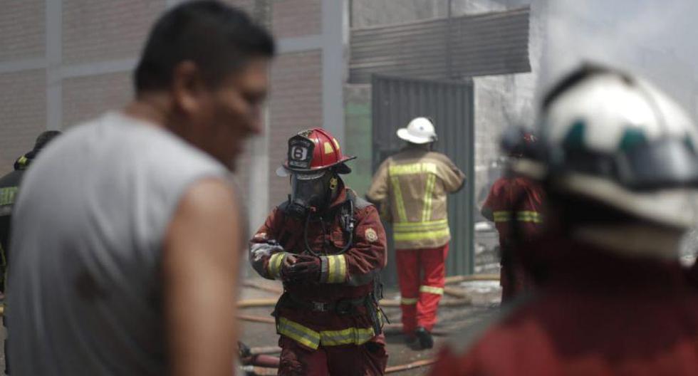 Uno de los bomberos continúa en situación crítica. (Foto: Renzo Salazar)