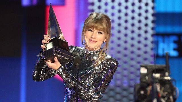 Taylor Swift fue la gran ganadora de los American Music Awards 2018. (Foto: Agencias)