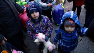 Seis millones de niños en Ucrania en peligro al aumentar ataques de tropas rusas a colegios