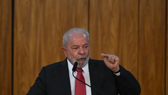 El Presidente de Brasil, Luiz Inácio Lula da Silva, habla durante una rueda de prensa tras una reunión con el canciller de Alemania, Olaf Scholz, el 30 de enero de 2023, en el Palacio de Planalto, en Brasilia, Brasil. (Foto de André Borges)