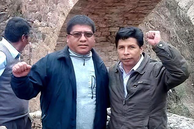 César Tito Rojas y Pedro Castillo en una de las reuniones de la Fenate Perú y Conare, gremio relacionado al Movadef. 