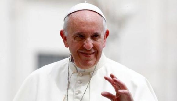 Papa Francisco visitará campo de Auschwitz en julio