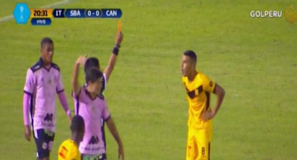 Paulo Albarracín recibe tarjeta roja por intento de agresión a Crifford Seminario | Foto: captura/Gol Perú