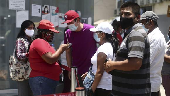 Si aún no tienes una billetera digital, pero te corresponde esta modalidad, puedes abrir una cuenta en un celular con línea a tu nombre. (Foto: GEC)