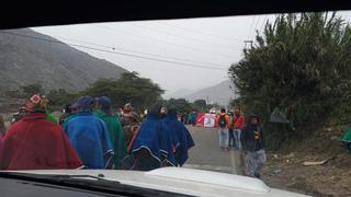 La Libertad: pobladores bloquean vías y exigen presencia de primera ministra y de titular de Energía y Minas para atender demandas 