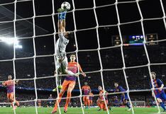 Claudio Bravo se lució con atajada acrobática pese a derrota ante Barcelona