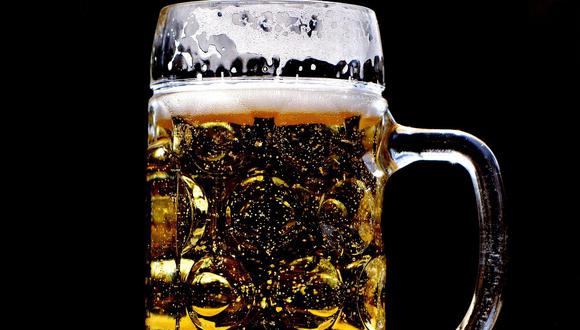 La cerveza es una popular bebida en el mundo (Pixabay)