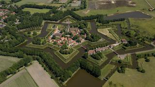 Conoce este idílico pueblo de Holanda en forma de estrella