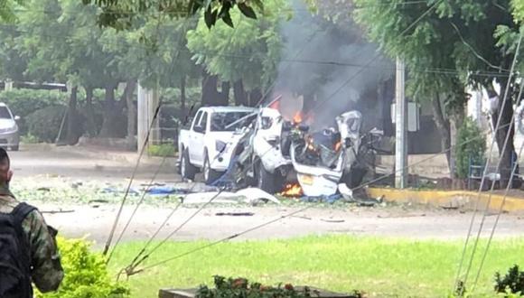 Fuentes de la institución castrense confirmaron que se trató de dos carros cargados con explosivos que fueron activados dentro de la sede militar. Un presunto responsable del ataque está detenido. (Foto: "El Tiempo" de Colombia / GDA)