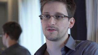 A días de que expire su asilo, Snowden pidió quedarse en Rusia