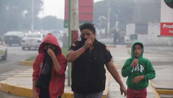Al menos ocho distritos han sufrido los efectos del humo por los incendios. (Foto: Andina)