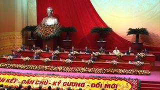 Comunistas y reformistas luchan por el poder en Vietnam [VIDEO]