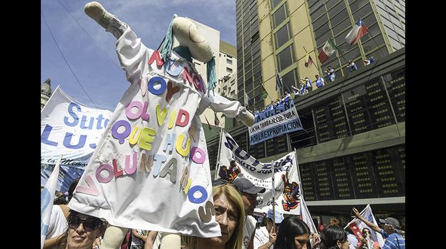 Argentina: Profesores exigen mejores sueldos en huelga nacional - 6