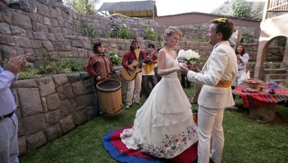 La pareja también se casó en Perú. (2people1life.com)