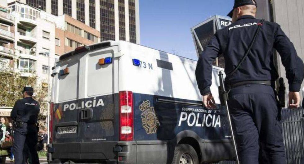 Agentes de la Policía de España realizaron un recorrido por la zona y hallaron a la madre rápidamente. (Foto: EFE)