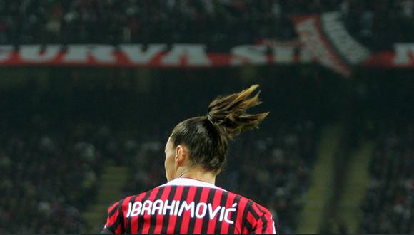 Zlatan Ibrahimovic fue confirmado como nuevo jugador del AC Milan | Foto: Milan