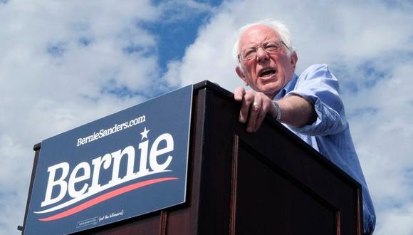 El candidato demócrata a la presidencia de Vermont, el senador Bernie Sanders, en un mitin en Valley High School en Santa Ana, California