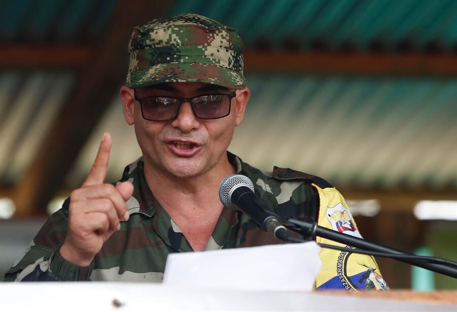 'Iván Mordisco', general commander of the FARC dissidence, speaks at the Red House, in Caquetá, Colombia, on Sunday, April 16, 2023. (EFE/Ernesto Guzmán).