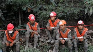 Guatemala suspende búsqueda de desaparecidos por el Volcán de Fuego