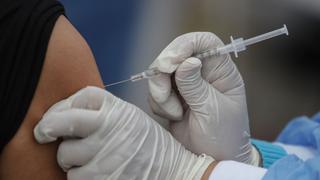 Vacunación COVID-19: Todo sobre la inmunización a adultos de 56 y 57 años que inicia hoy en Lima Metropolitana y Callao