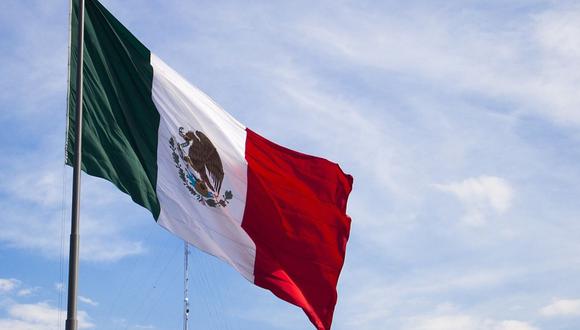 El precio del dólar en México operaba prácticamente sin cambios el viernes 14. (Foto: Pixabay)