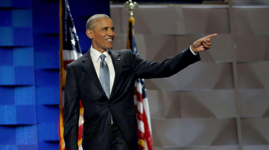 El sorpresivo abrazo entre Obama y Clinton en Filadelfia - 3