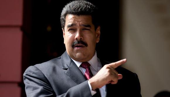 Maduro dice que extrema derecha planea derrocarlo en junio