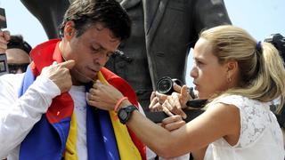 Lilian Tintori: “Mis hijos creen que papá se fue a entrenar”