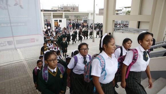 Medio millón de estudiantes todavía no empiezan el año escolar (Foto: GEC)