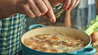 Recetas contra el frío: prepara estas 3 sencillas sopas en casa